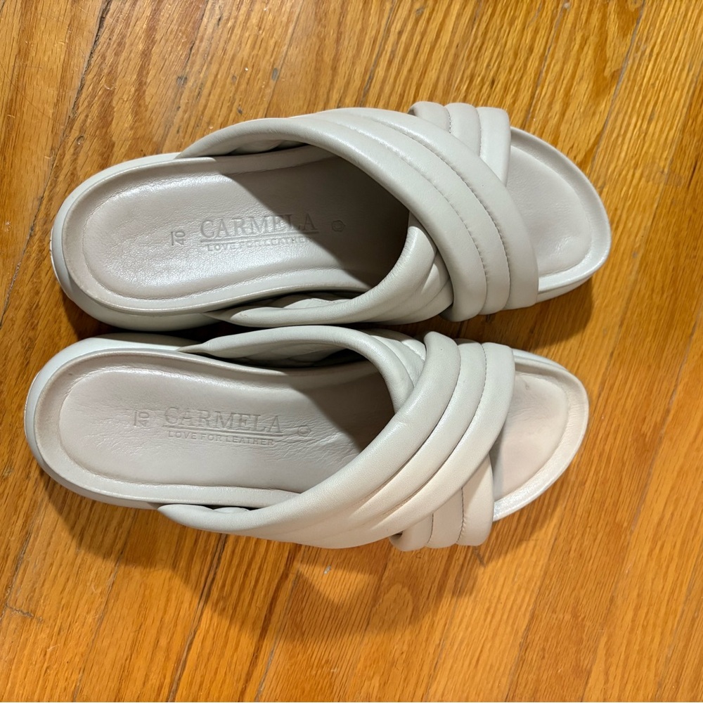 Women's Cream Slide Sandals